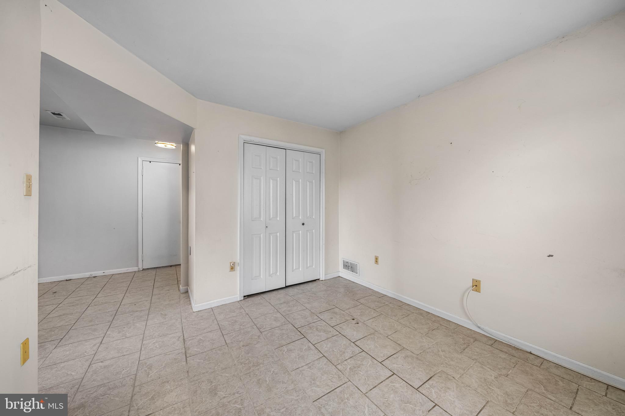 SPRINGFIELDS - Residential