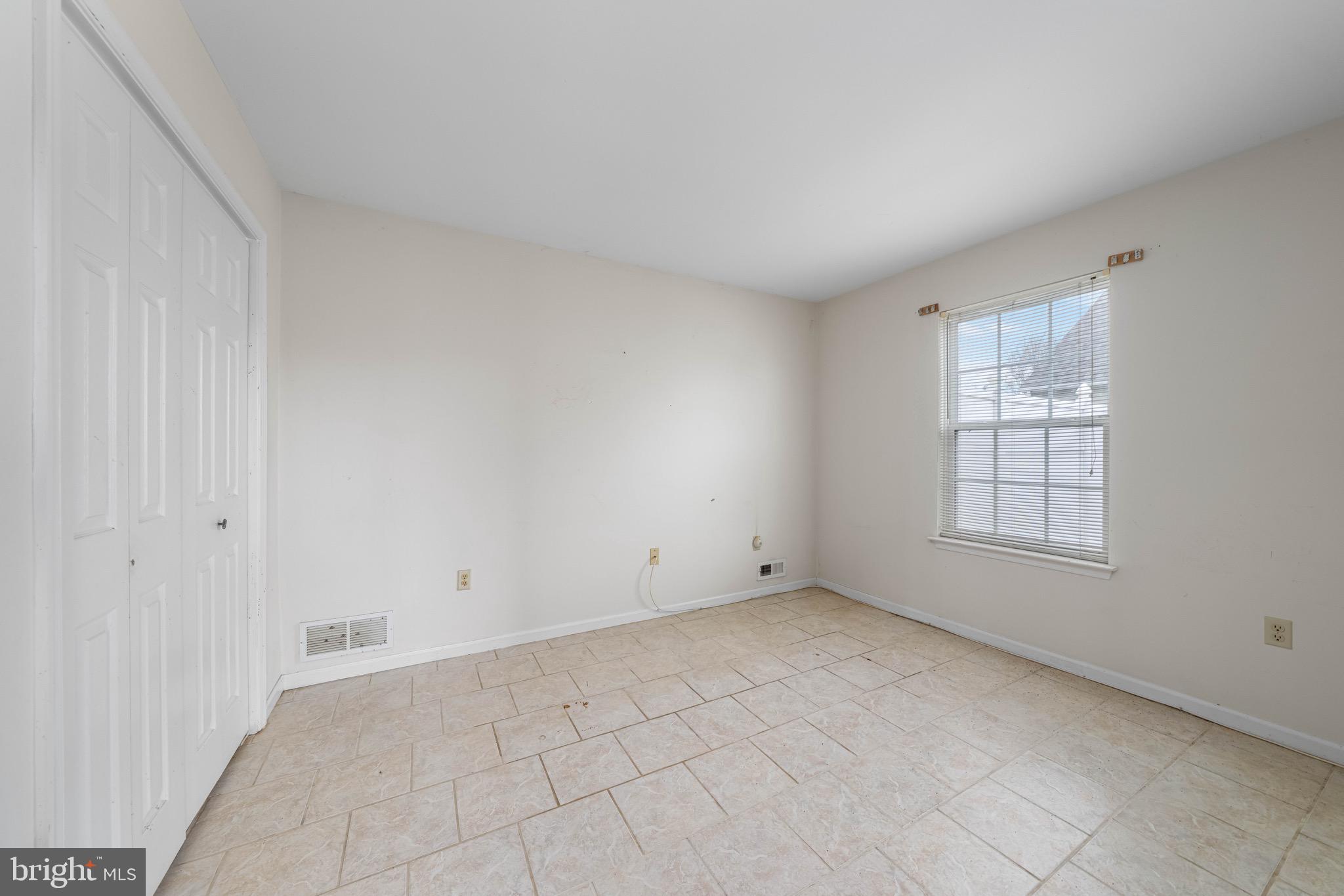 SPRINGFIELDS - Residential