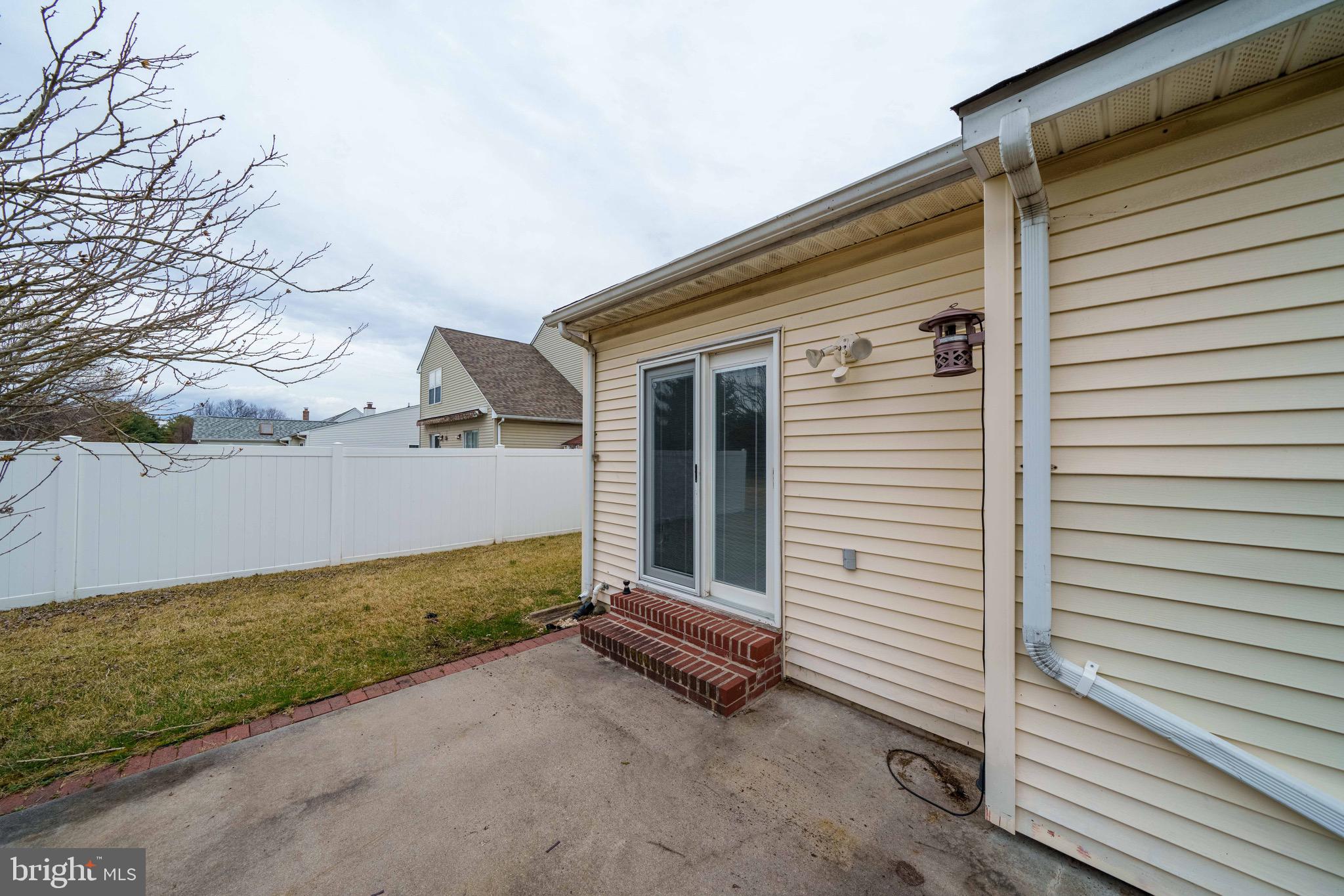 SPRINGFIELDS - Residential