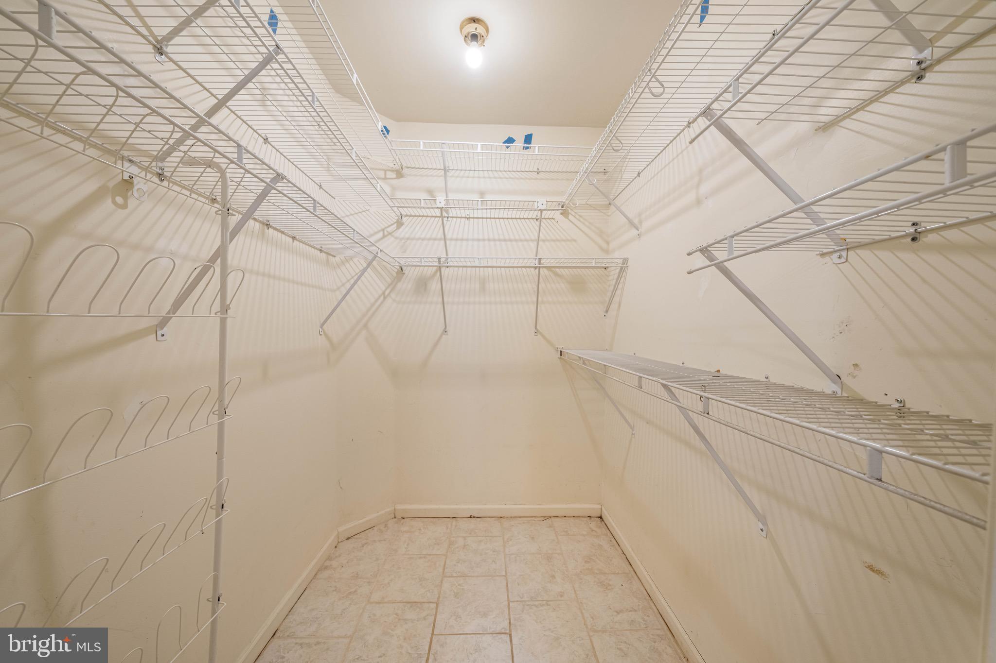 SPRINGFIELDS - Residential