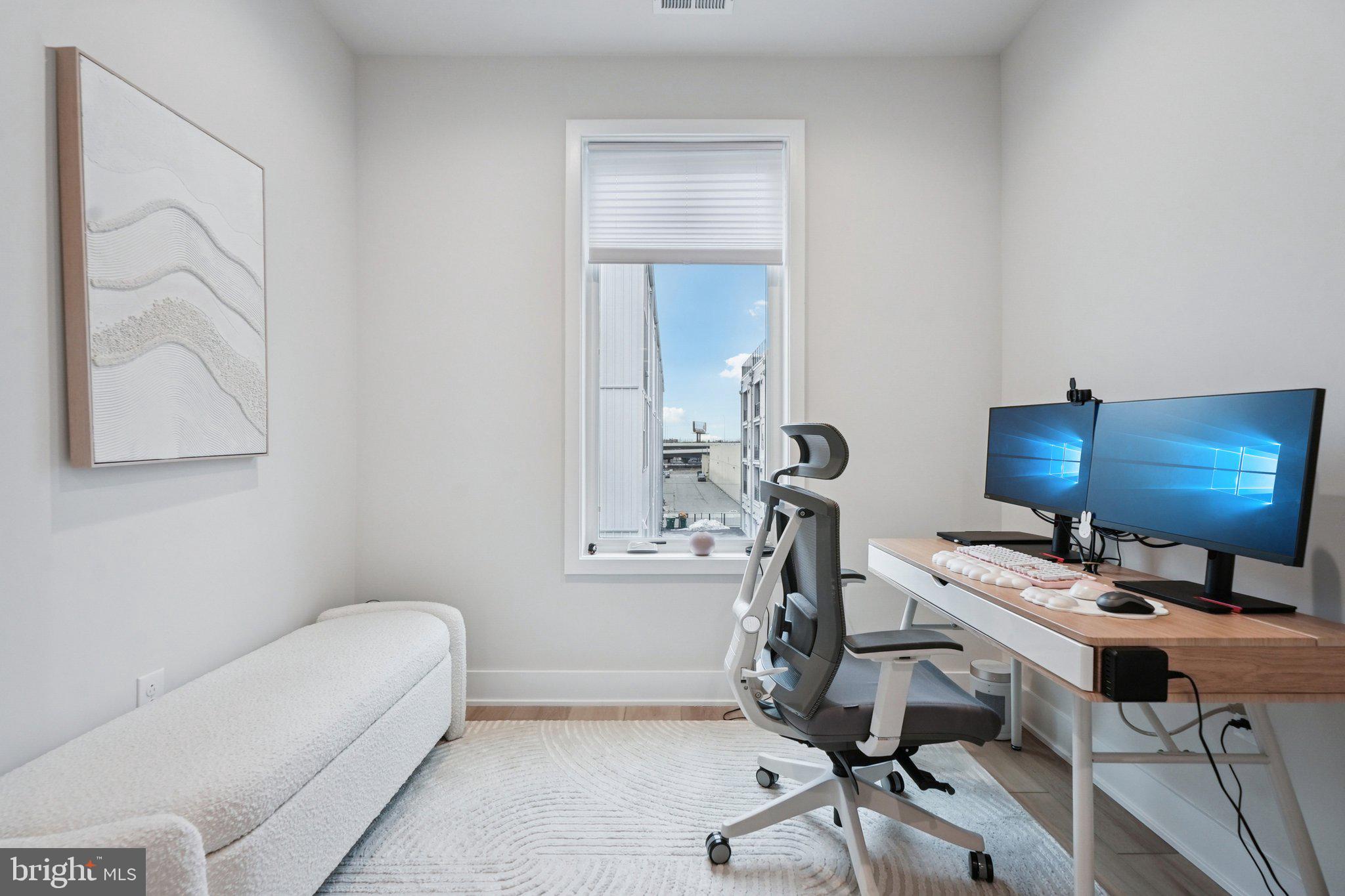 NORTHBANK - Residential