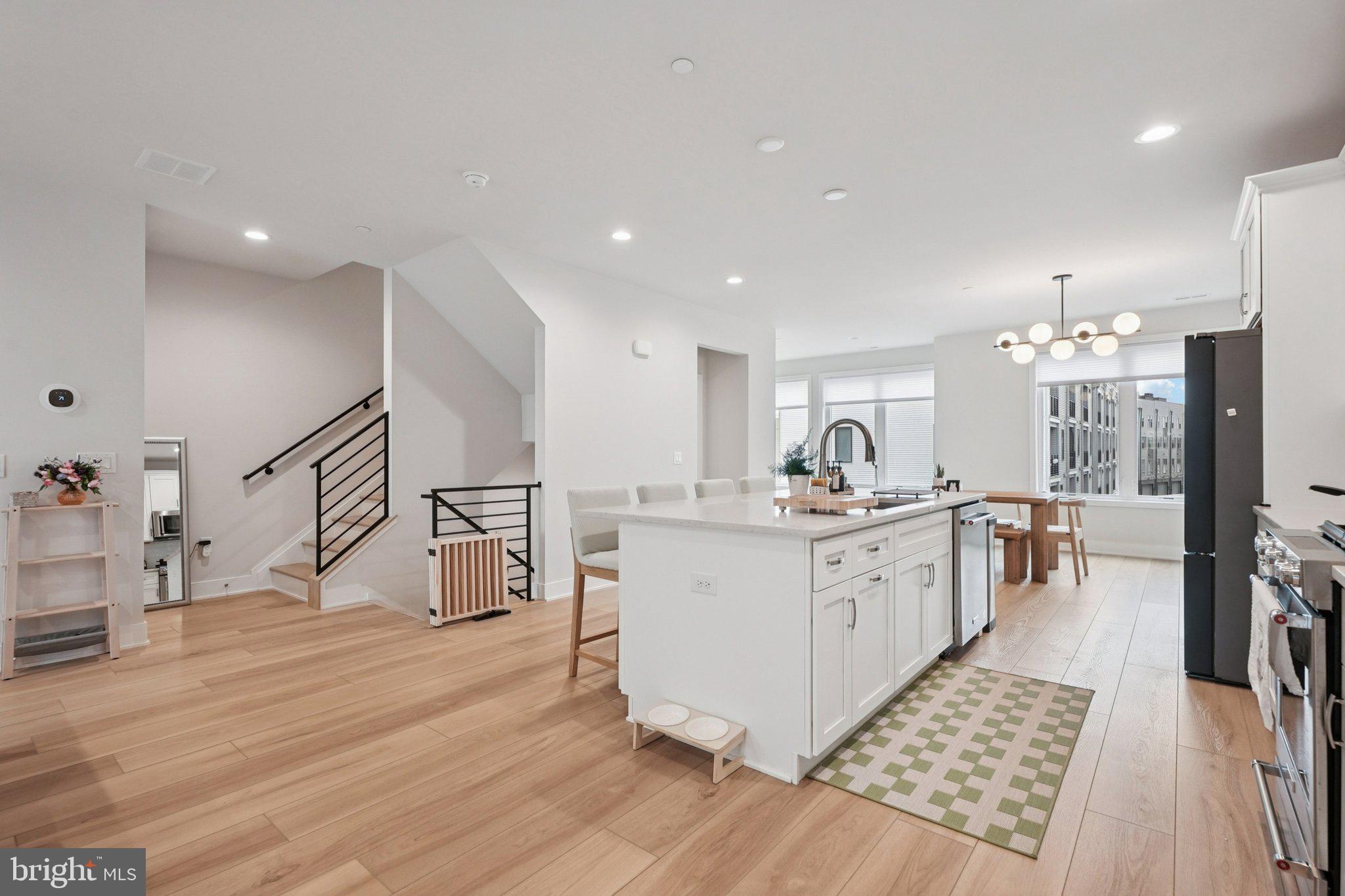 NORTHBANK - Residential