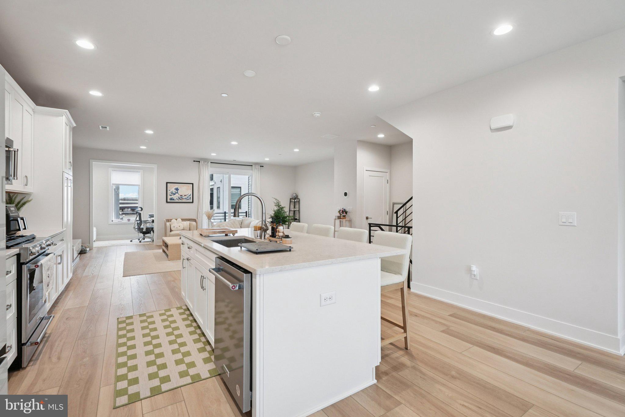 NORTHBANK - Residential