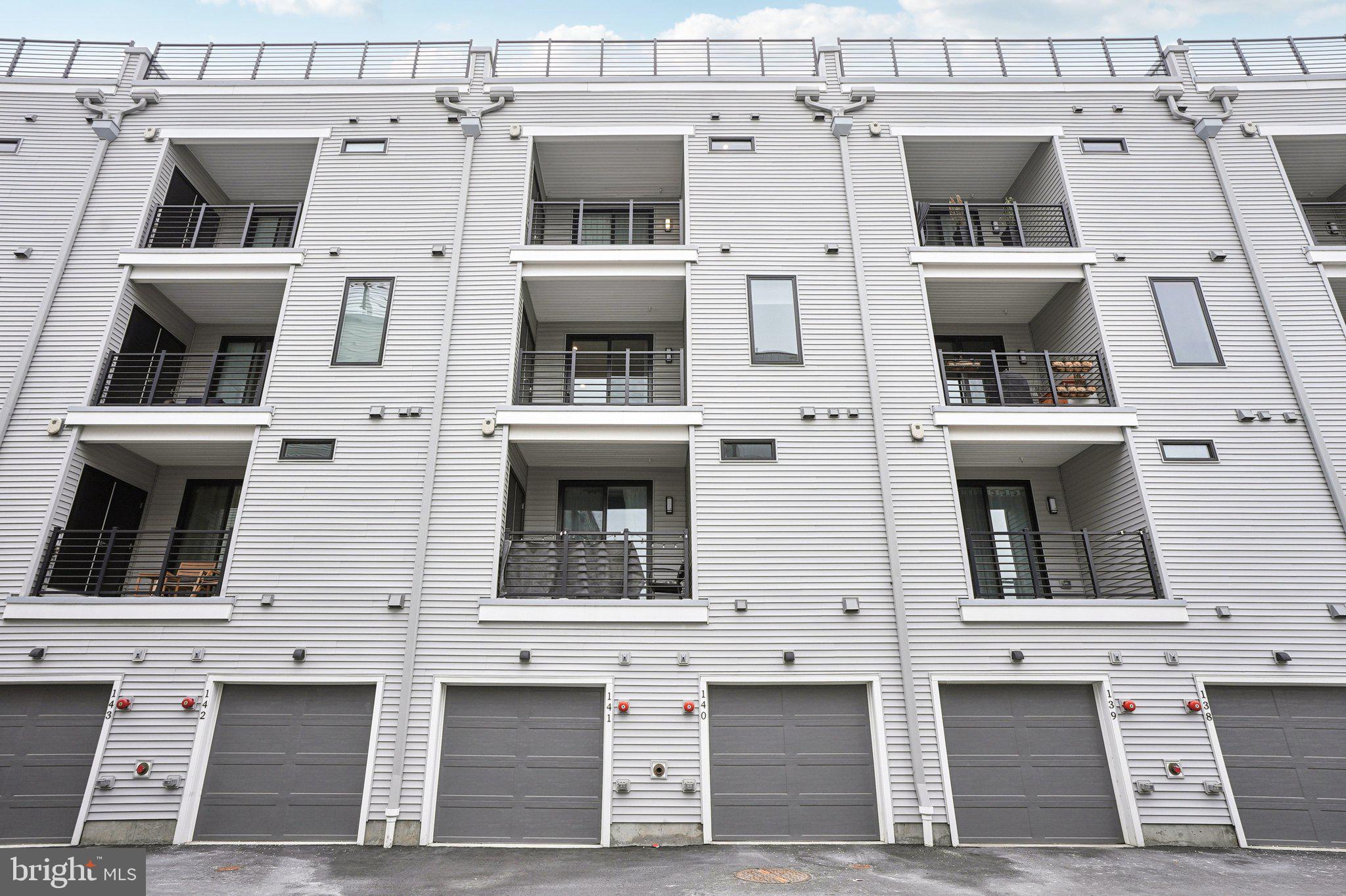 NORTHBANK - Residential