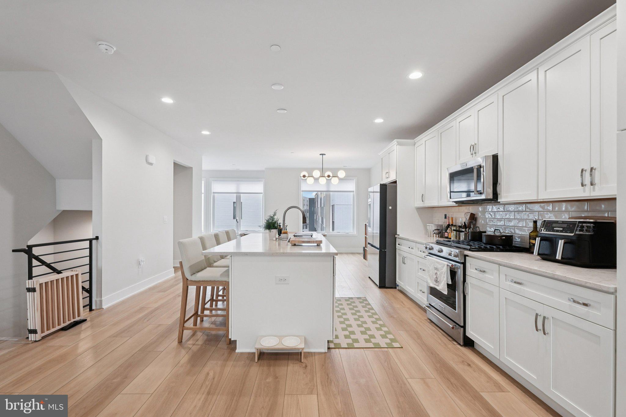 NORTHBANK - Residential