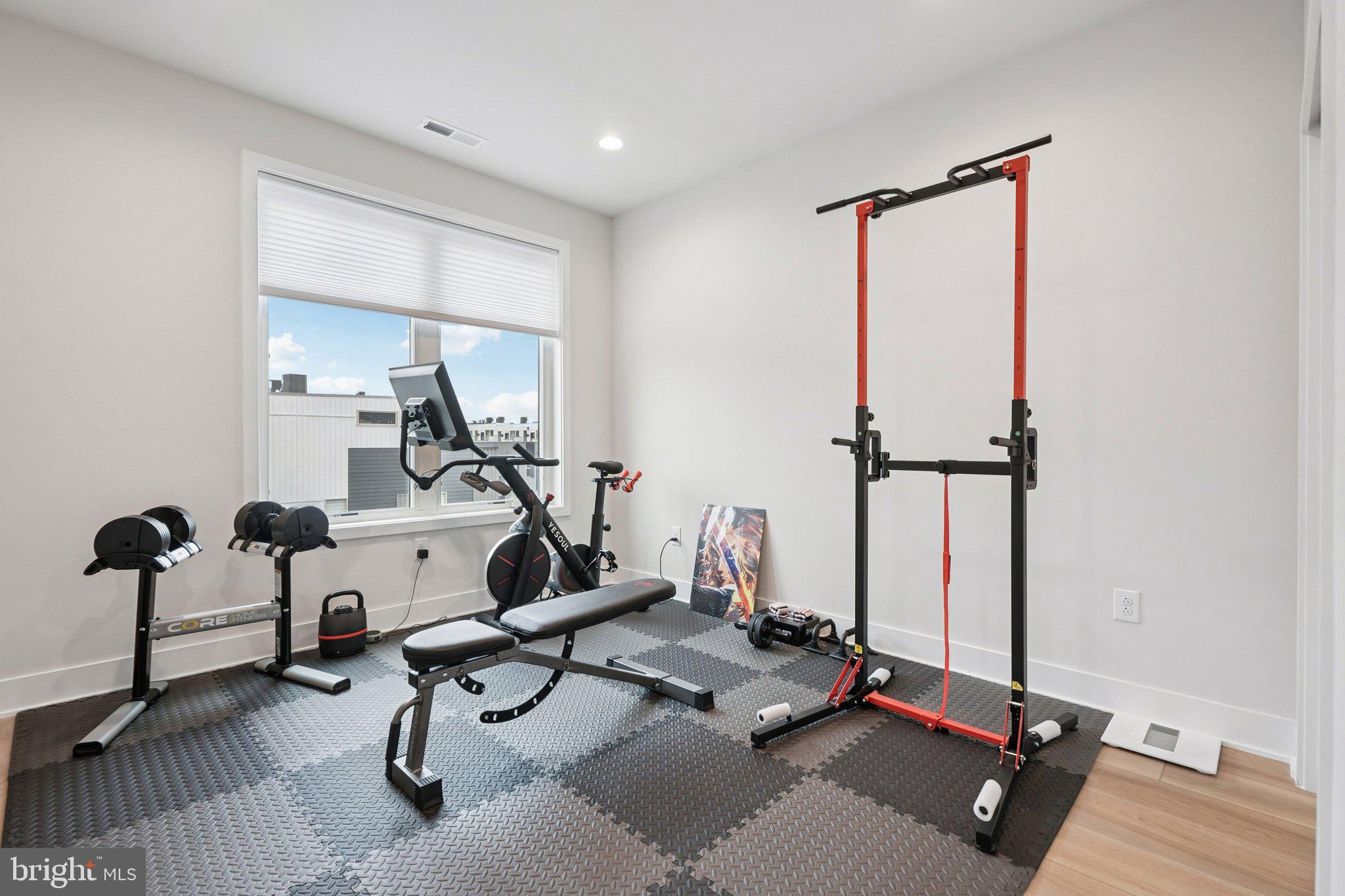 NORTHBANK - Residential