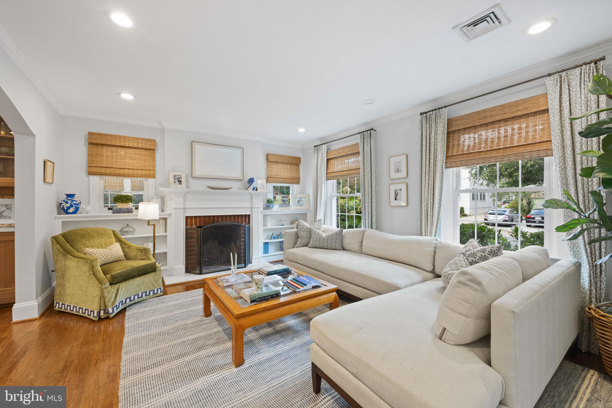 WAYCROFT - WOODLAWN - Residential