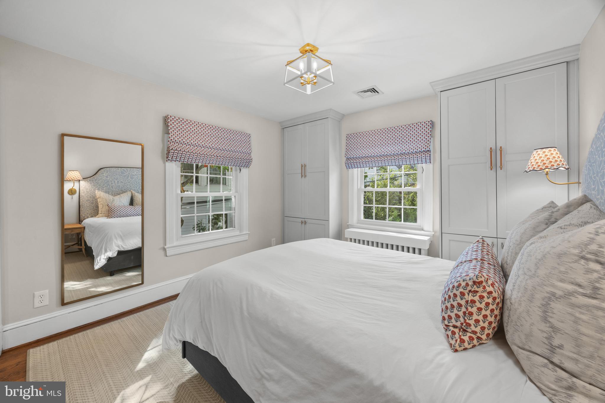 WAYCROFT - WOODLAWN - Residential