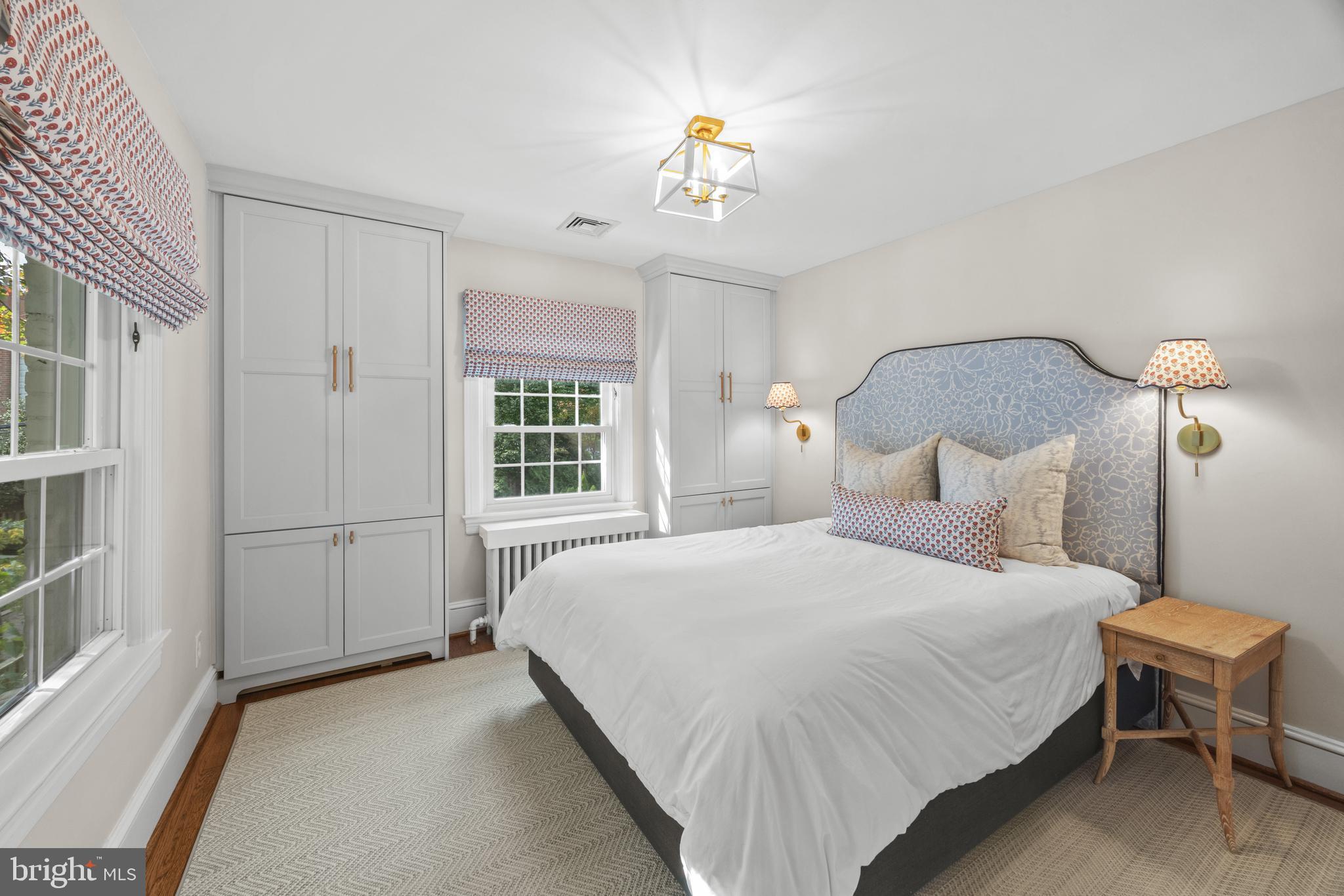 WAYCROFT - WOODLAWN - Residential