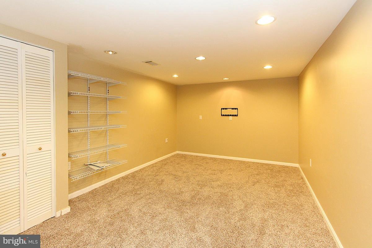 BALDWIN OAKS - Residential