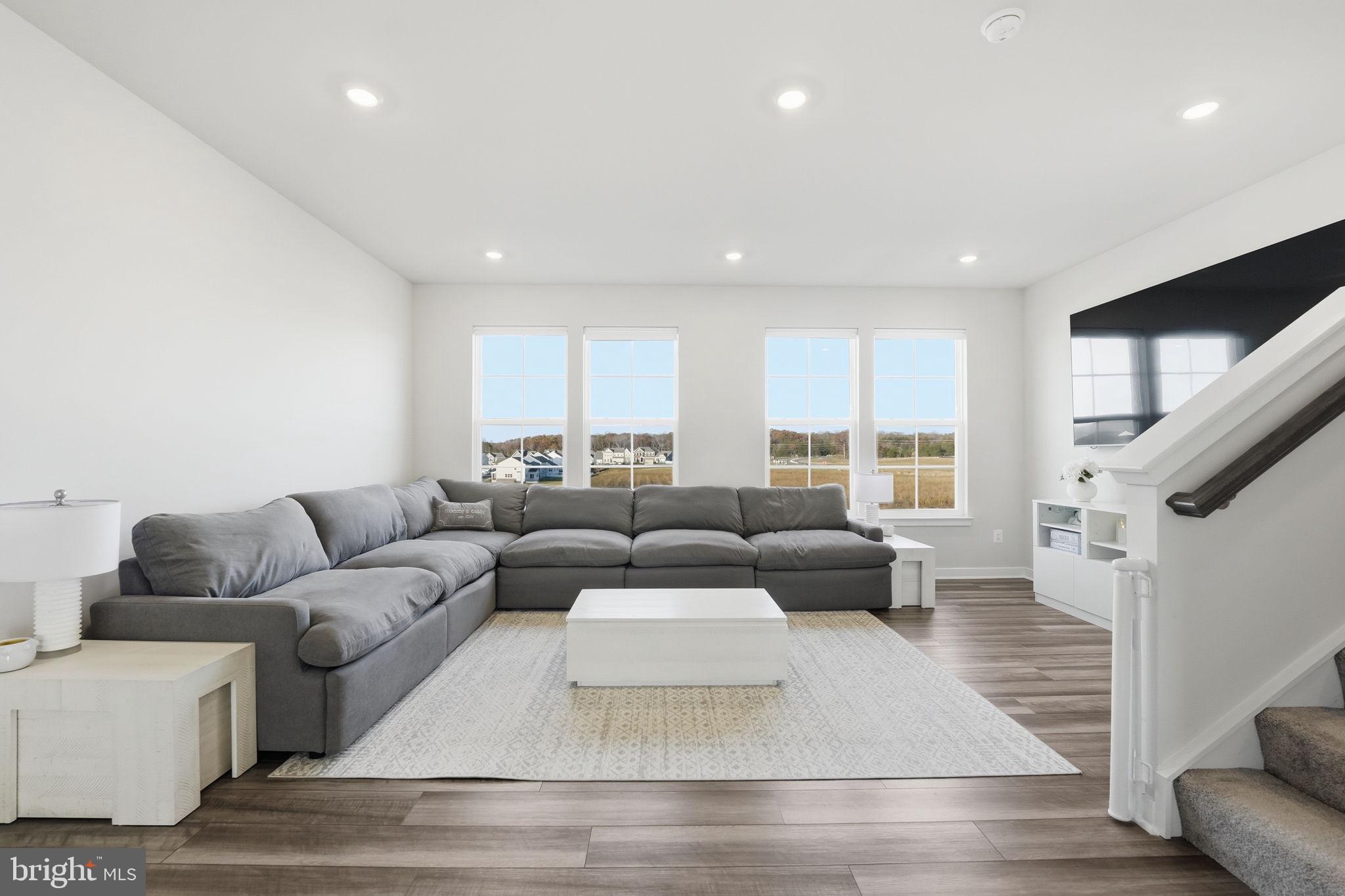 CLEVENGER CORNER VILLAGE - Residential