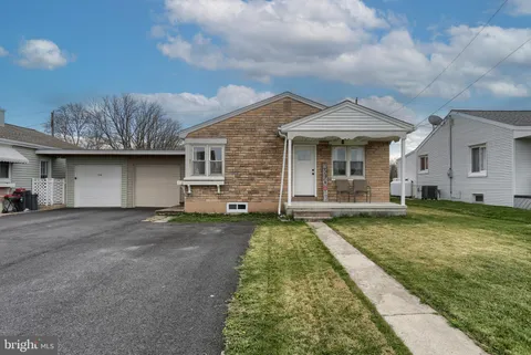 550 E Lincoln Avenue, Myerstown, PA MLS: PALN2019952