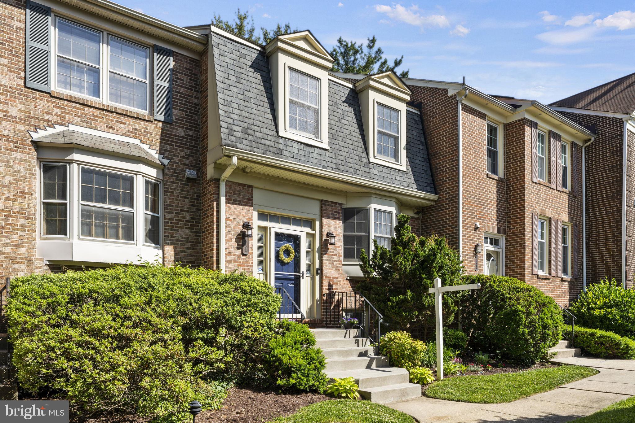 WOODSIDE - Residential