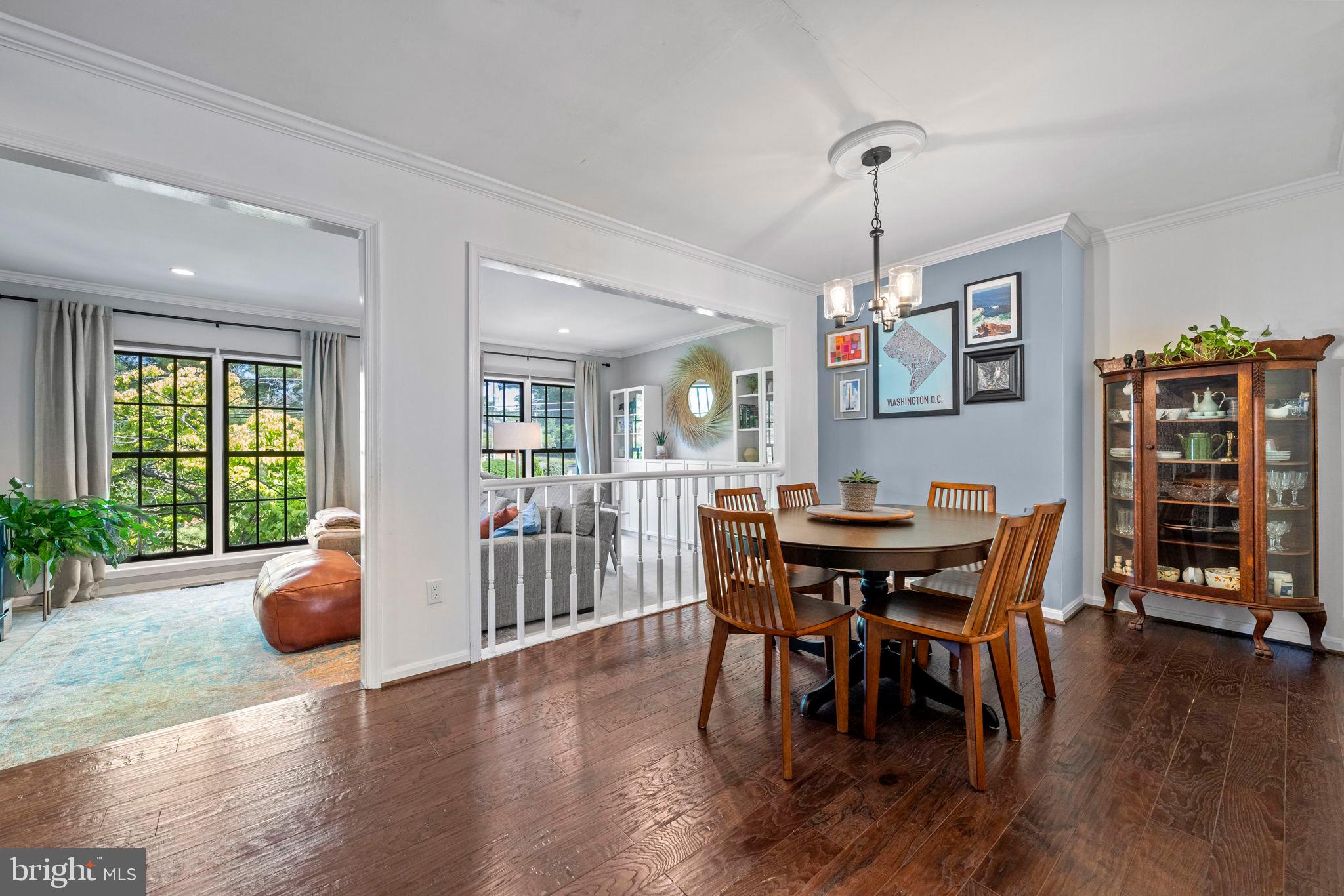 WOODSIDE - Residential