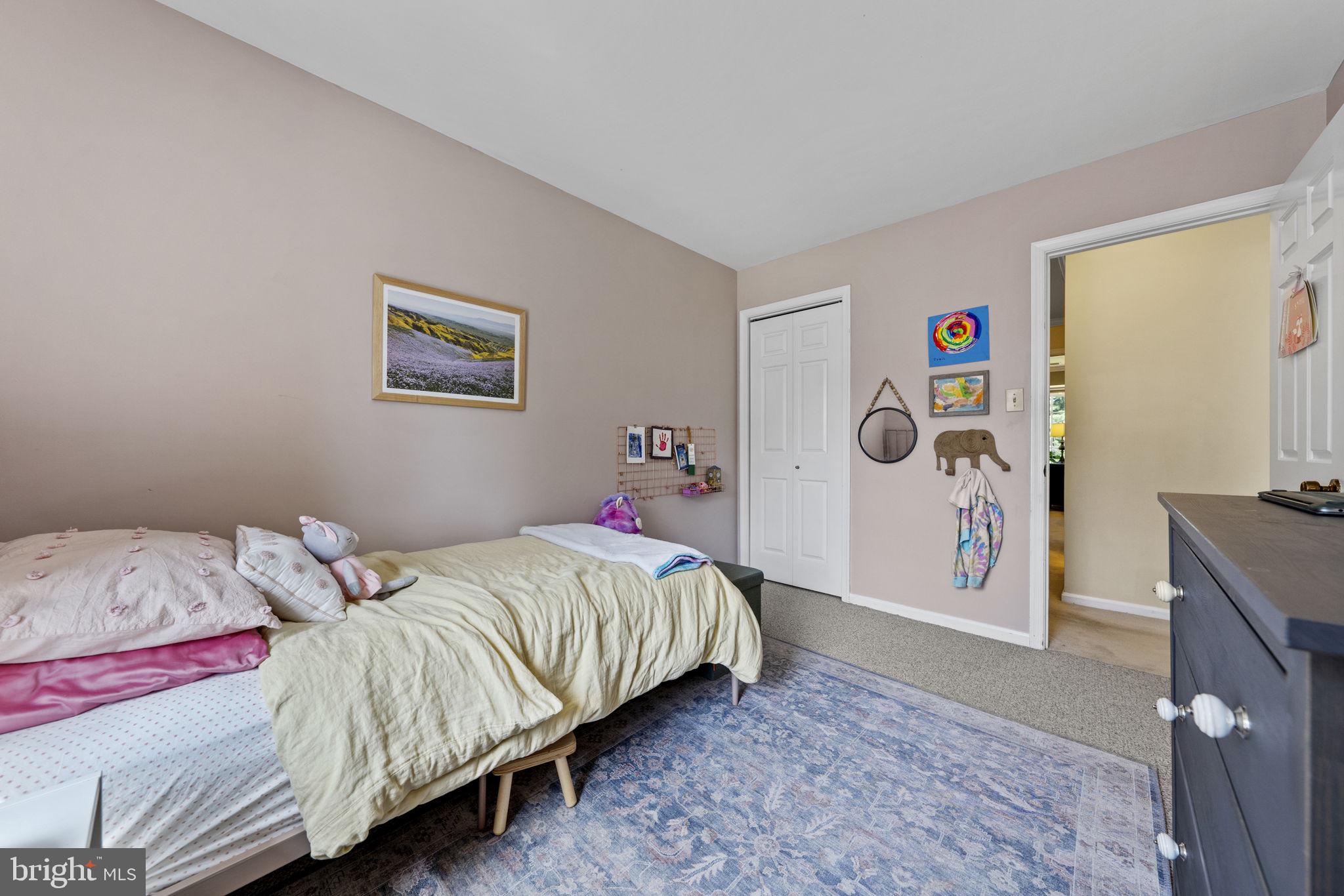 WOODSIDE - Residential