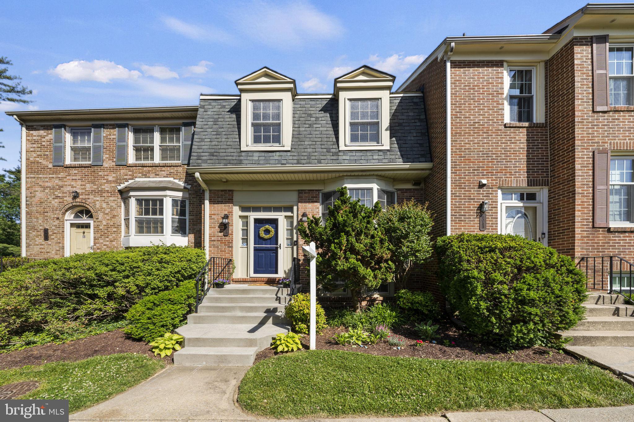 WOODSIDE - Residential