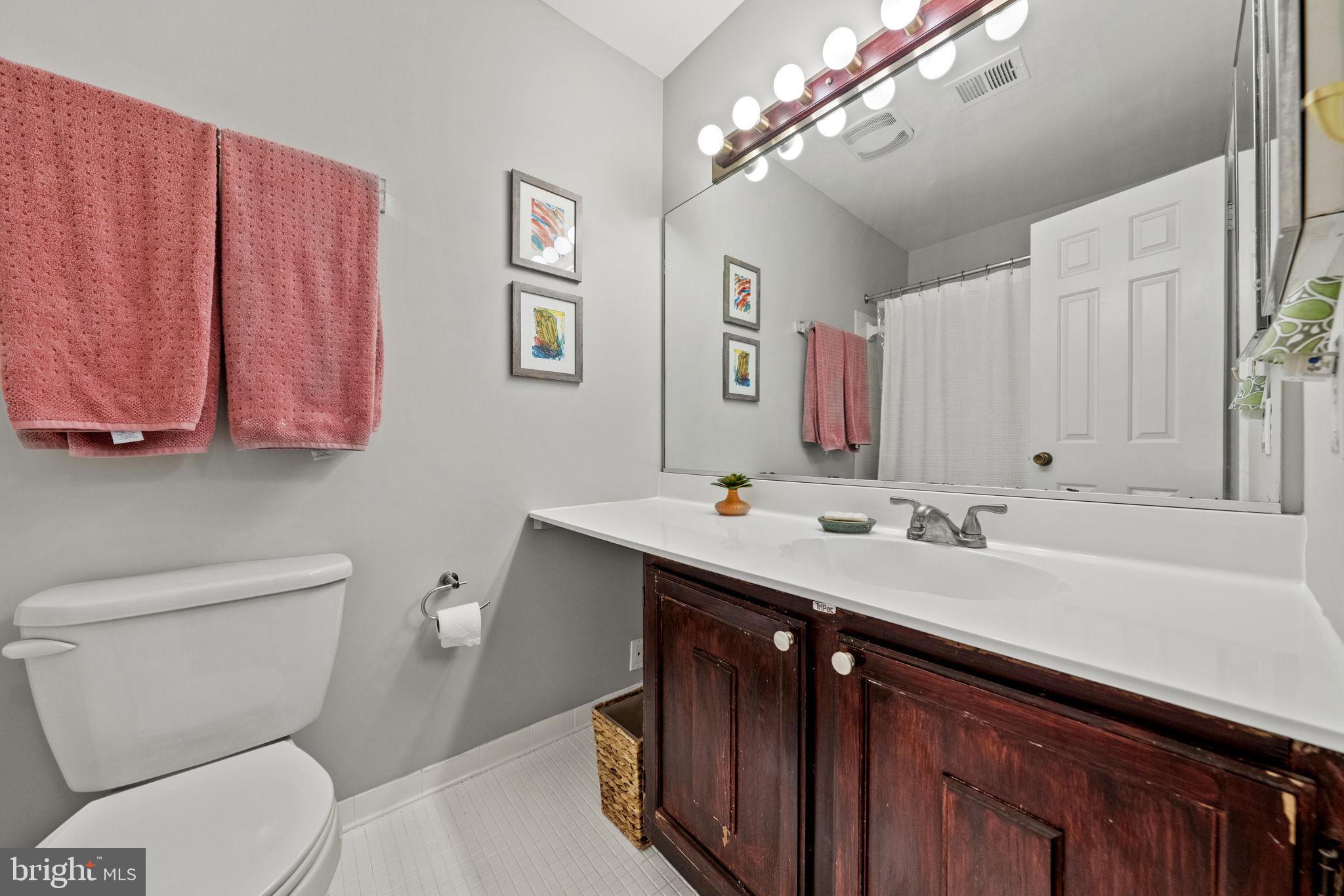 WOODSIDE - Residential