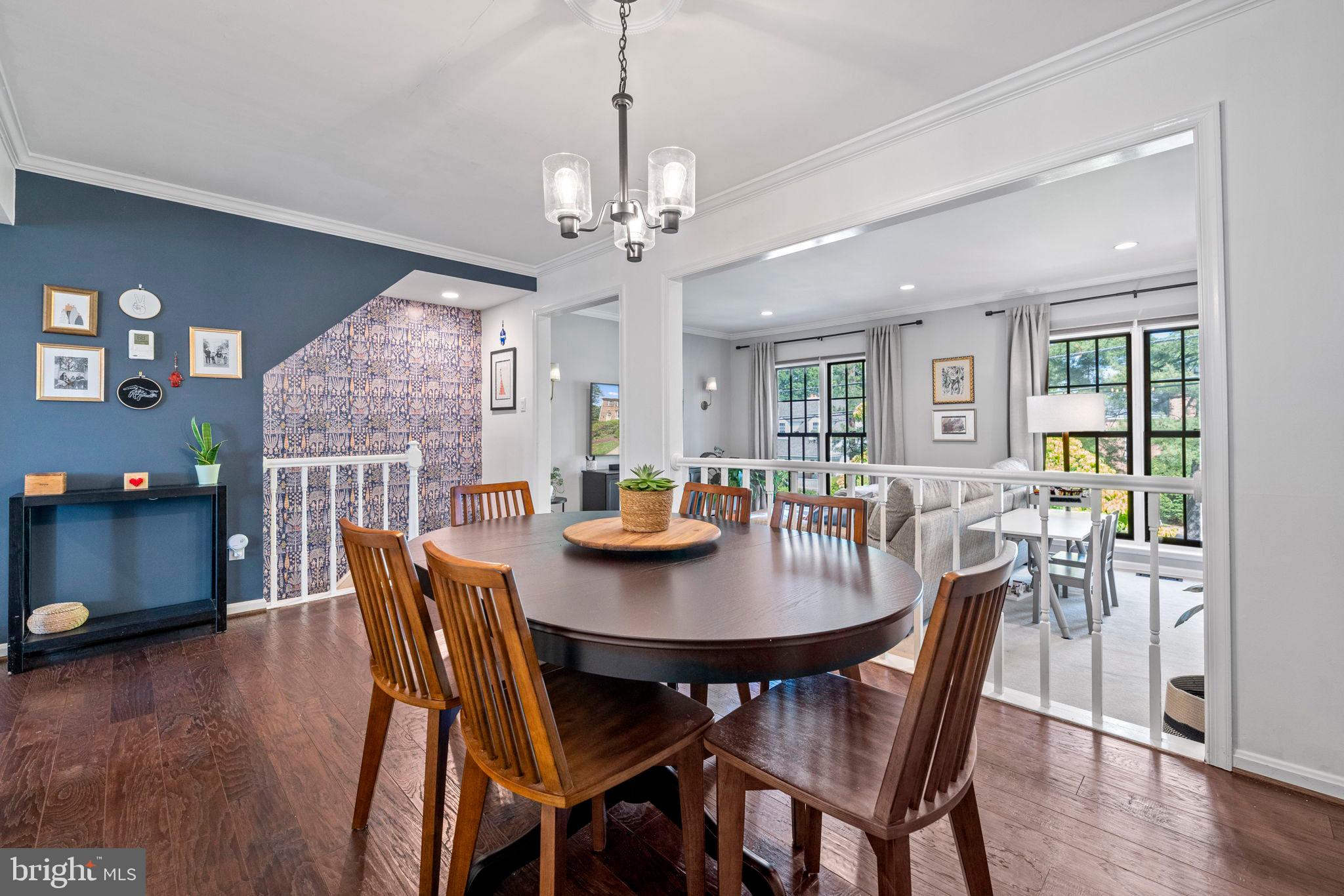 WOODSIDE - Residential