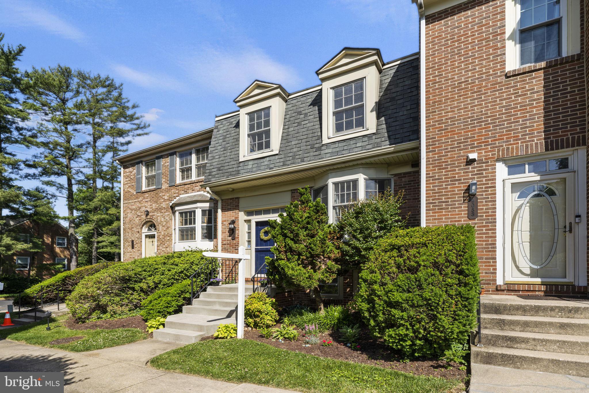 WOODSIDE - Residential