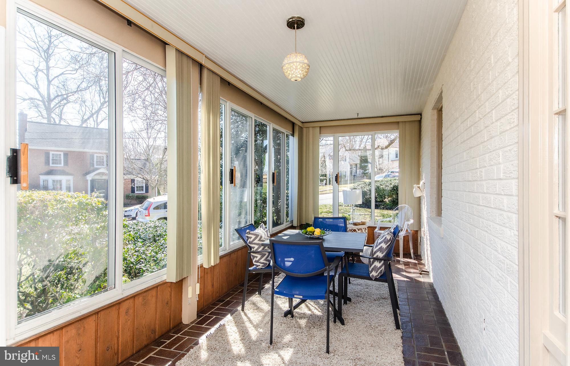 OVER LEE KNOLLS - Residential