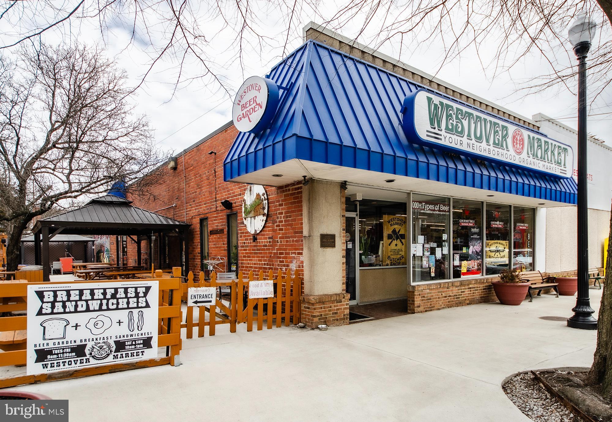 OVER LEE KNOLLS - Residential