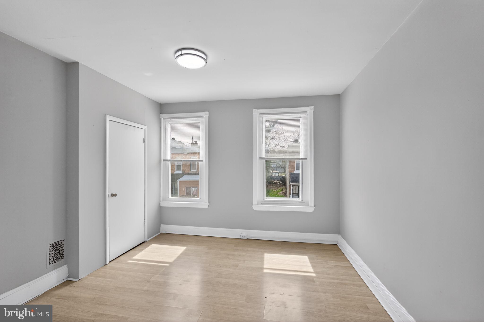 GERMANTOWN (EAST) - Residential