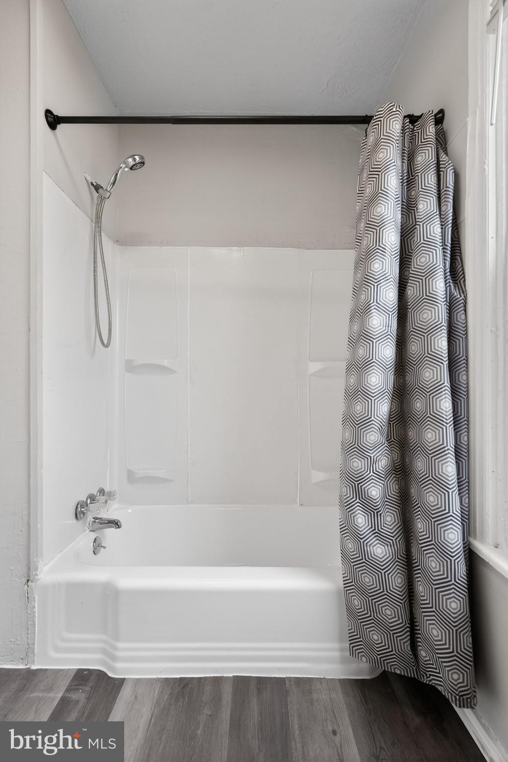 GERMANTOWN (EAST) - Residential