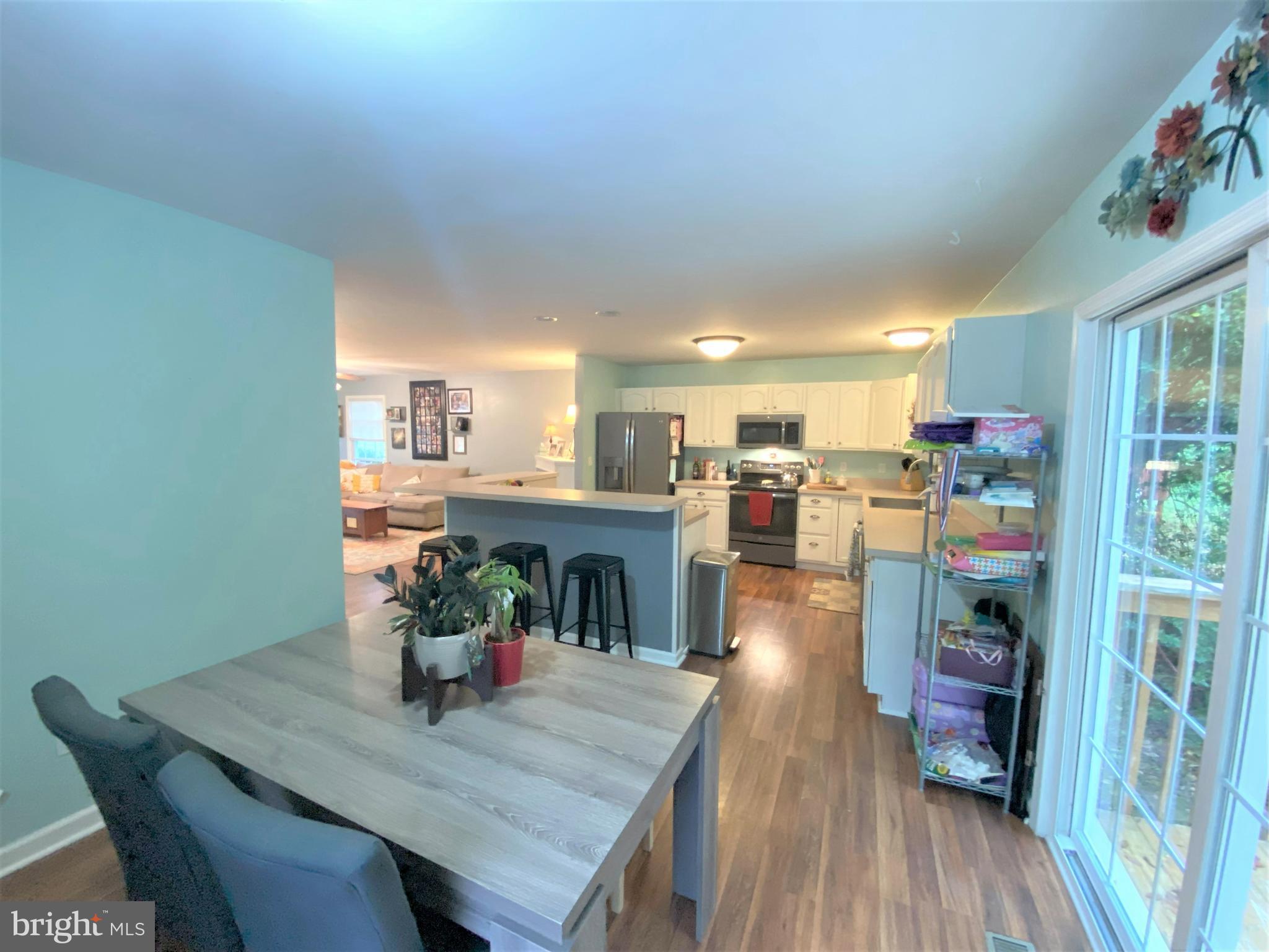 MEADOW BROOK - Residential