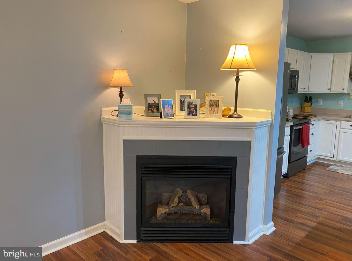 MEADOW BROOK - Residential