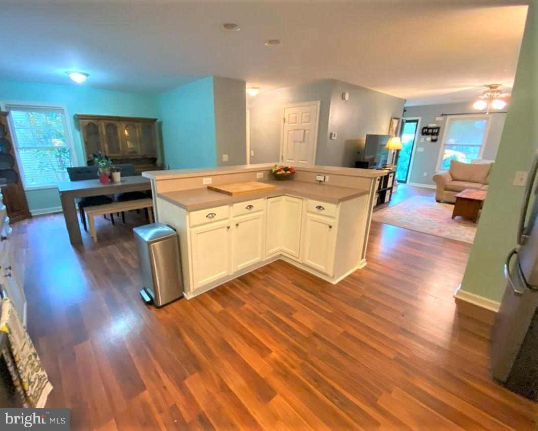 MEADOW BROOK - Residential