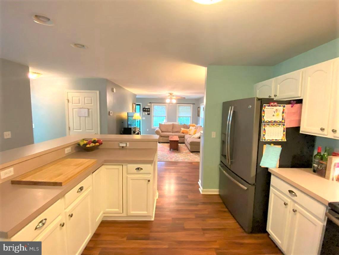 MEADOW BROOK - Residential