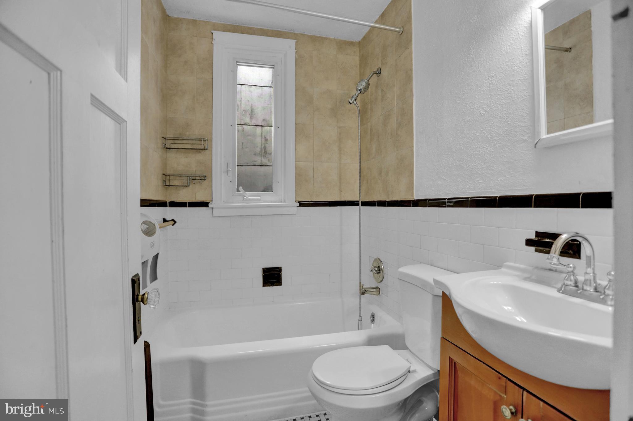 BAYVIEW - Residential Lease