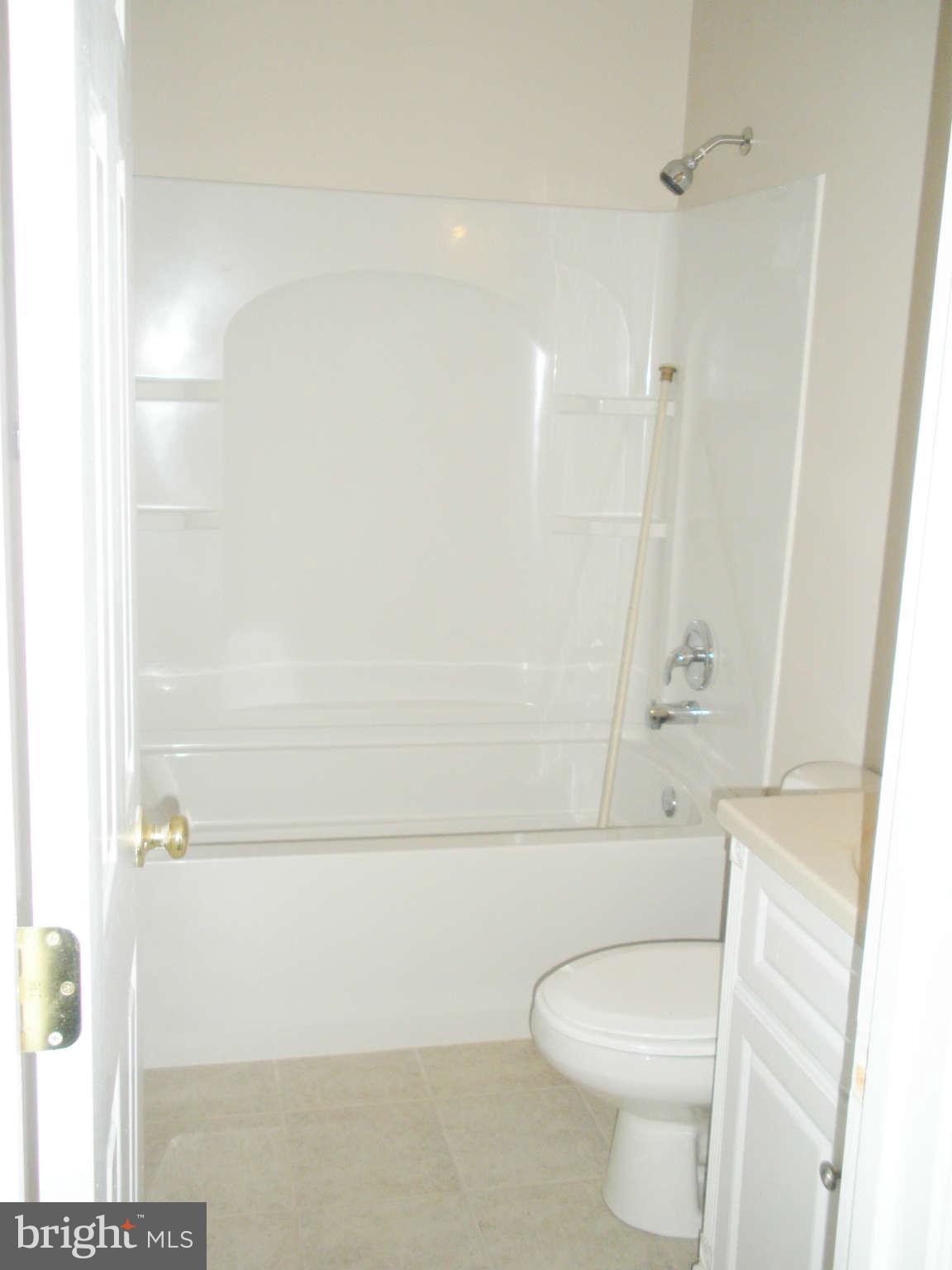 ENCLAVE AT SEVEN OAKS - Residential Lease