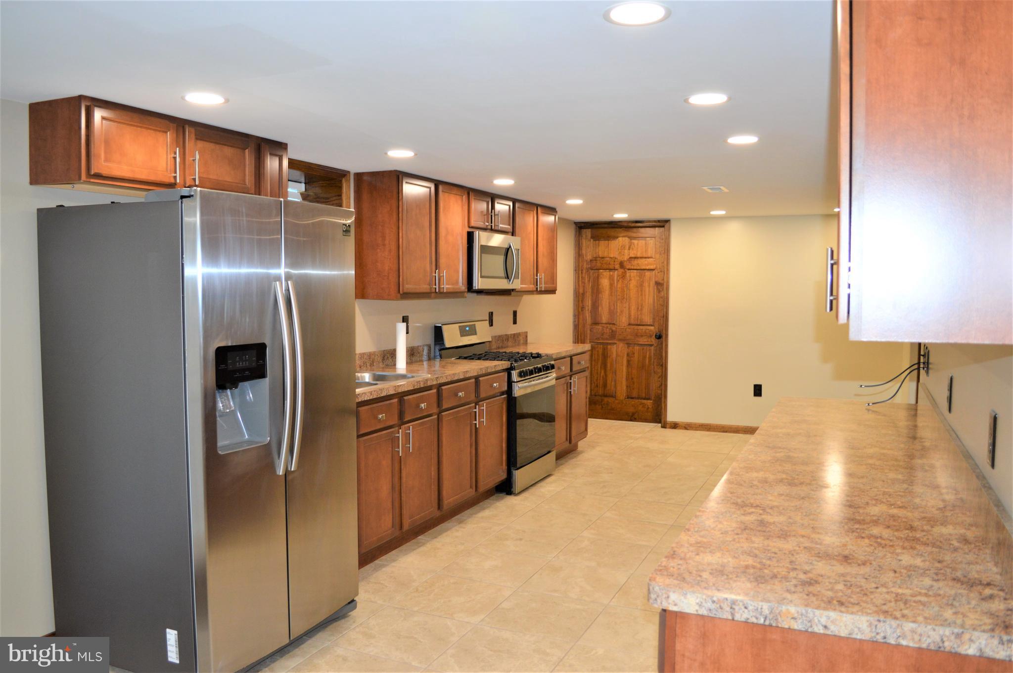 BELLE PARC - Residential Lease