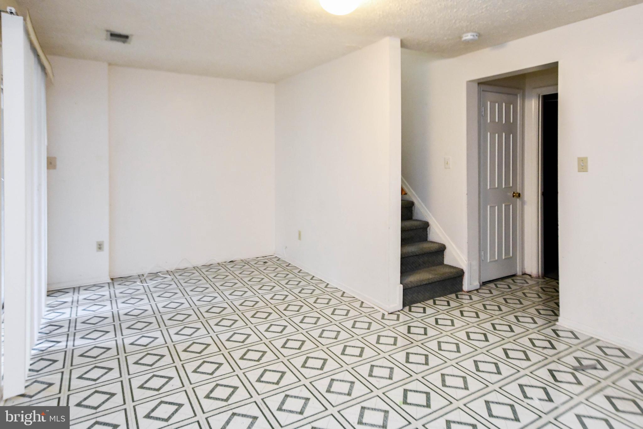 MITCHELLVILLE TOWNHOUSES - Residential