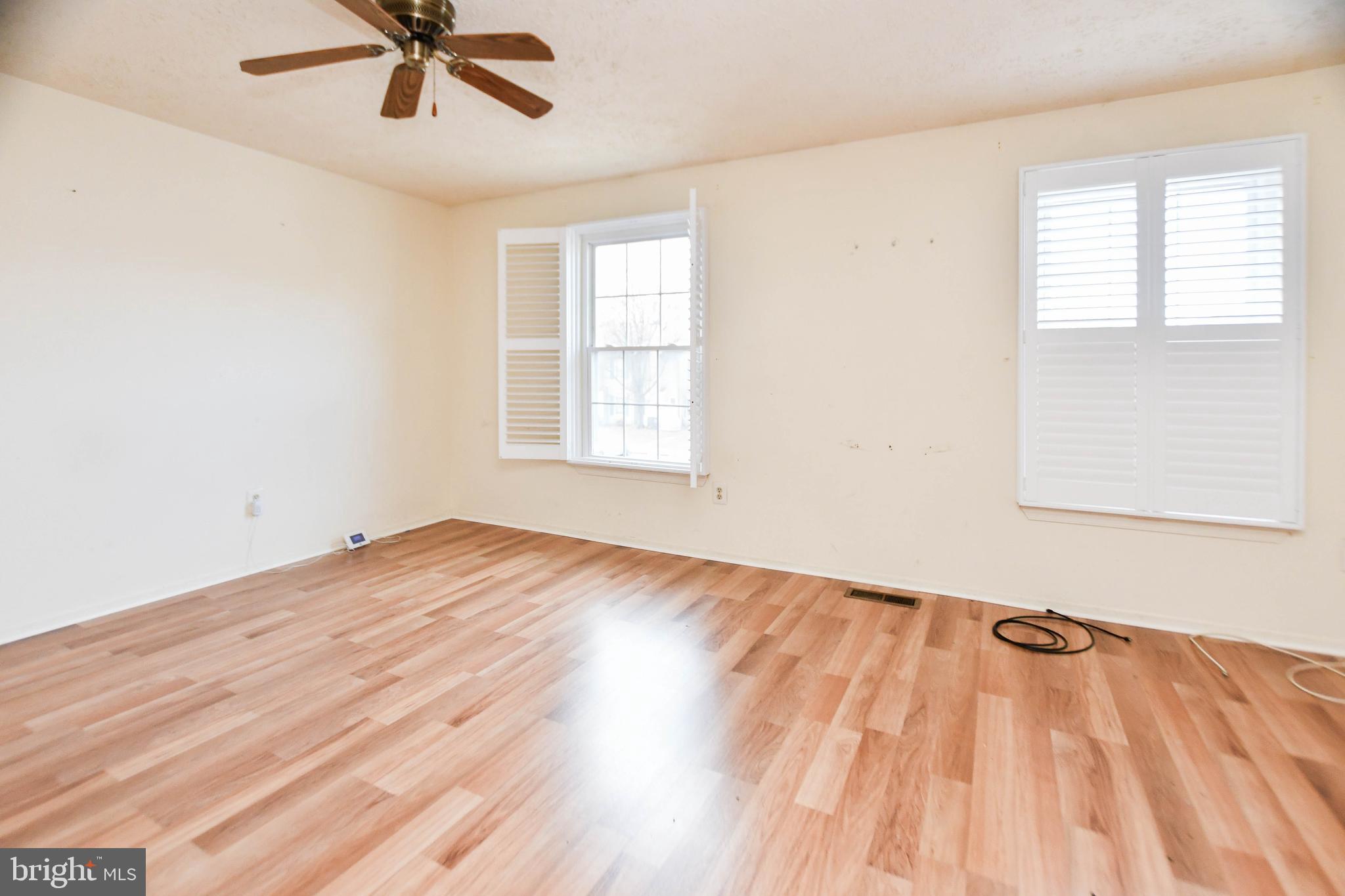 MITCHELLVILLE TOWNHOUSES - Residential