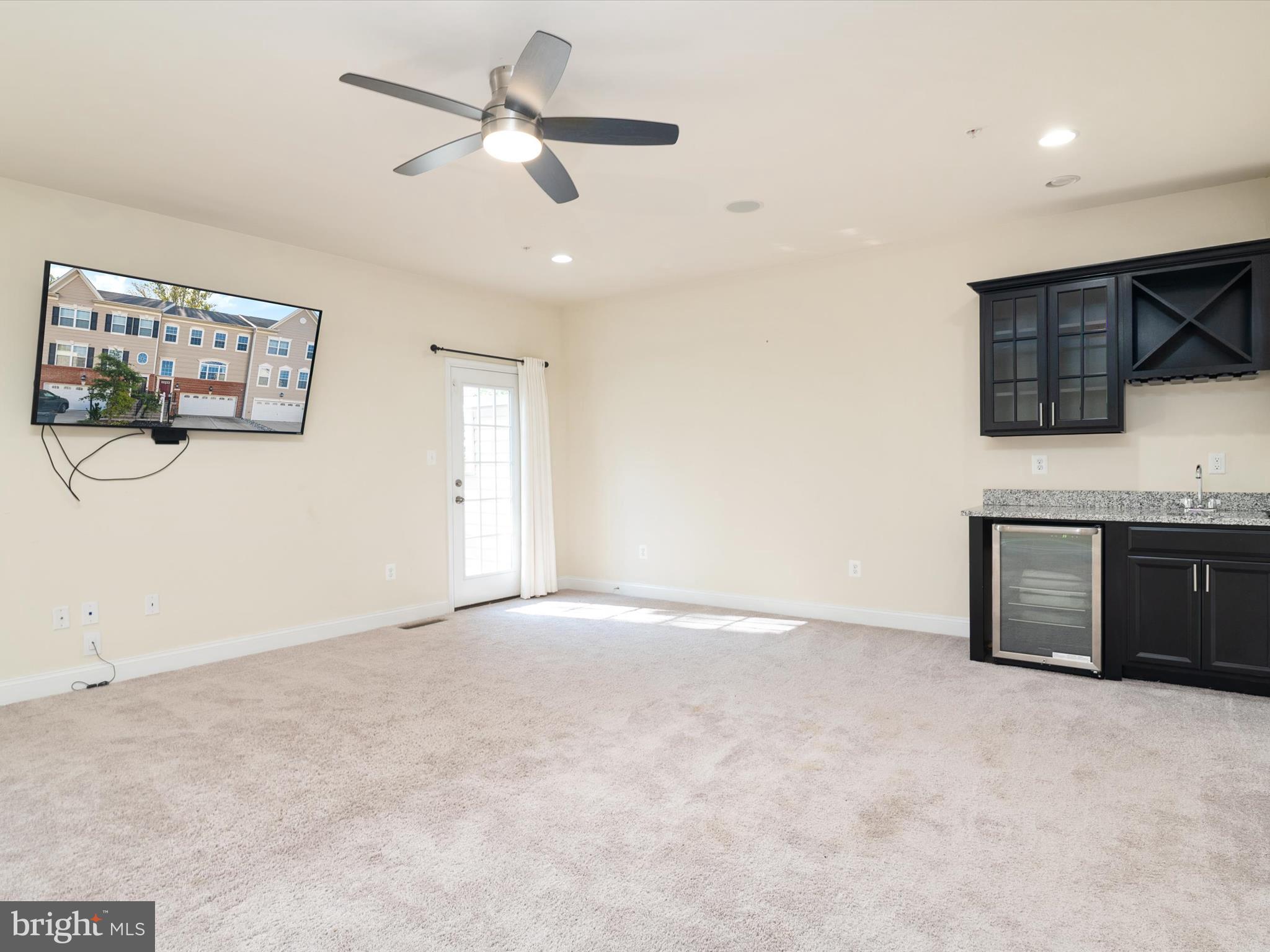 SUMMERFIELD VILLAGE - Residential Lease