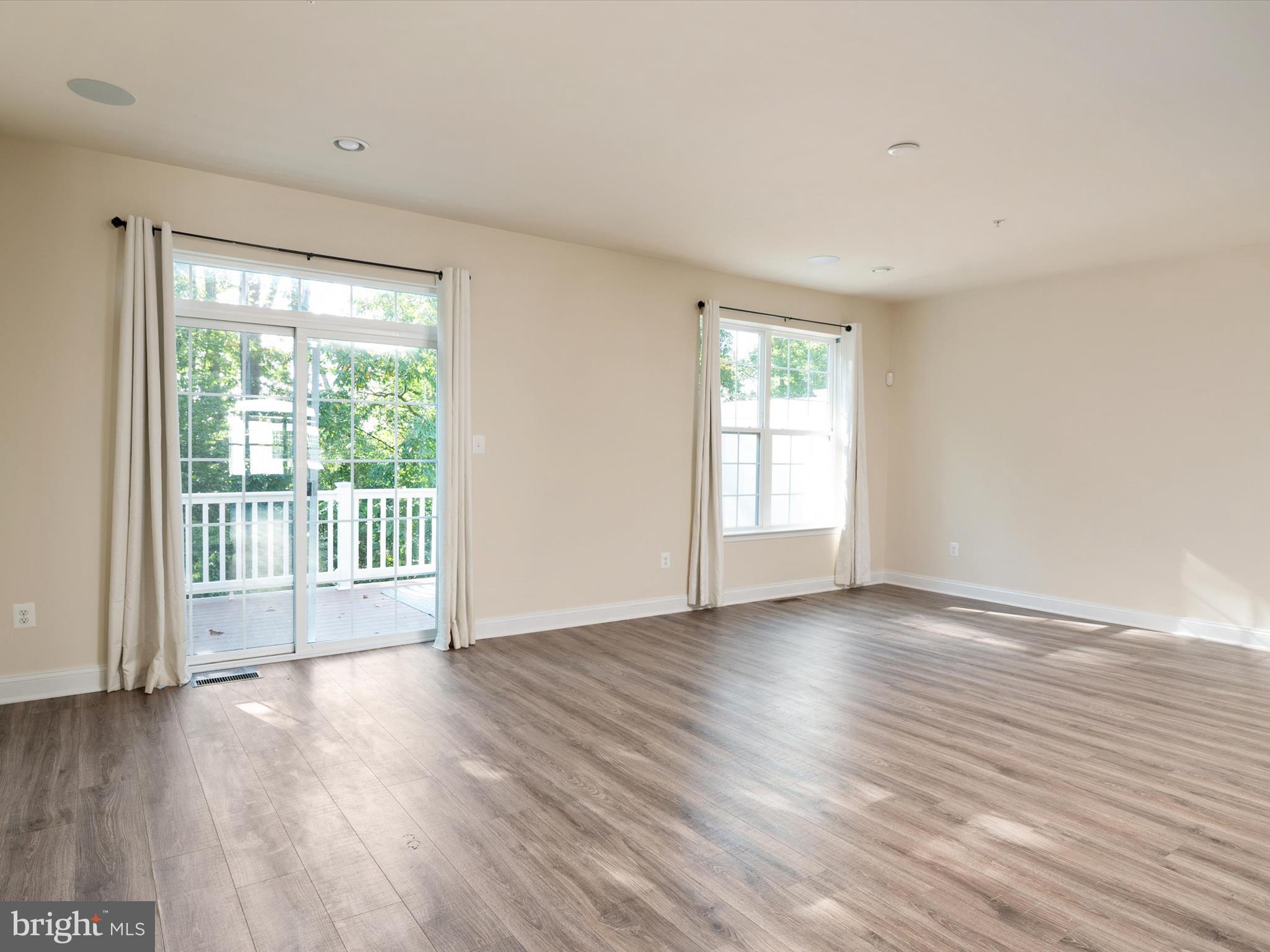 SUMMERFIELD VILLAGE - Residential Lease