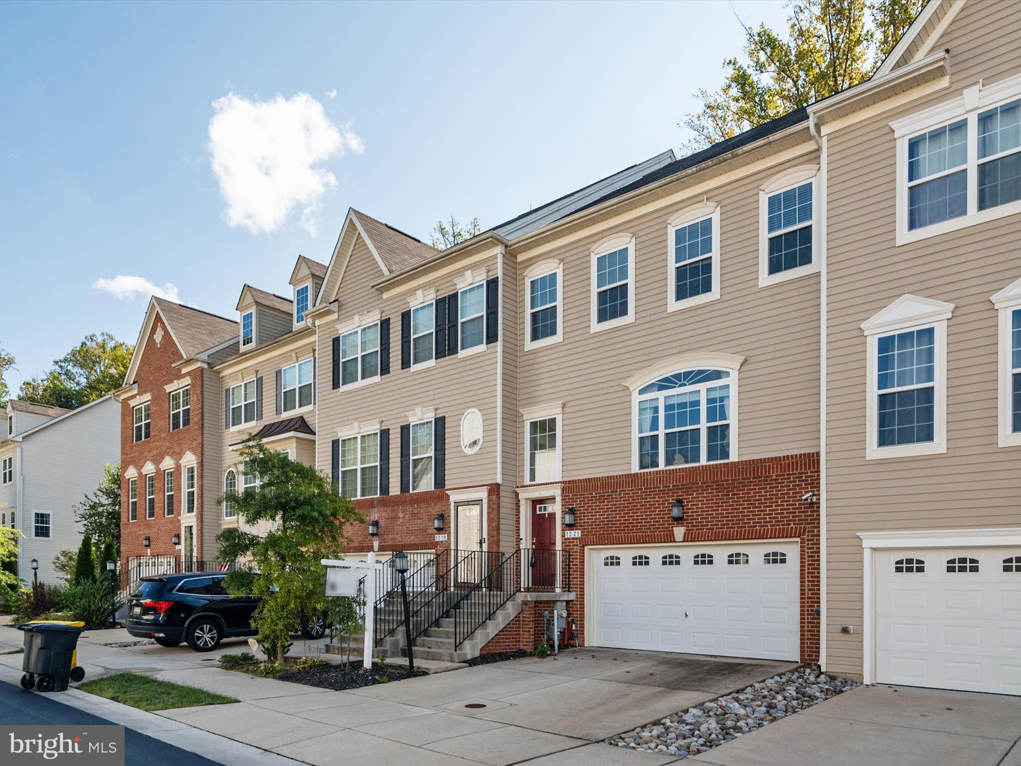 SUMMERFIELD VILLAGE - Residential Lease