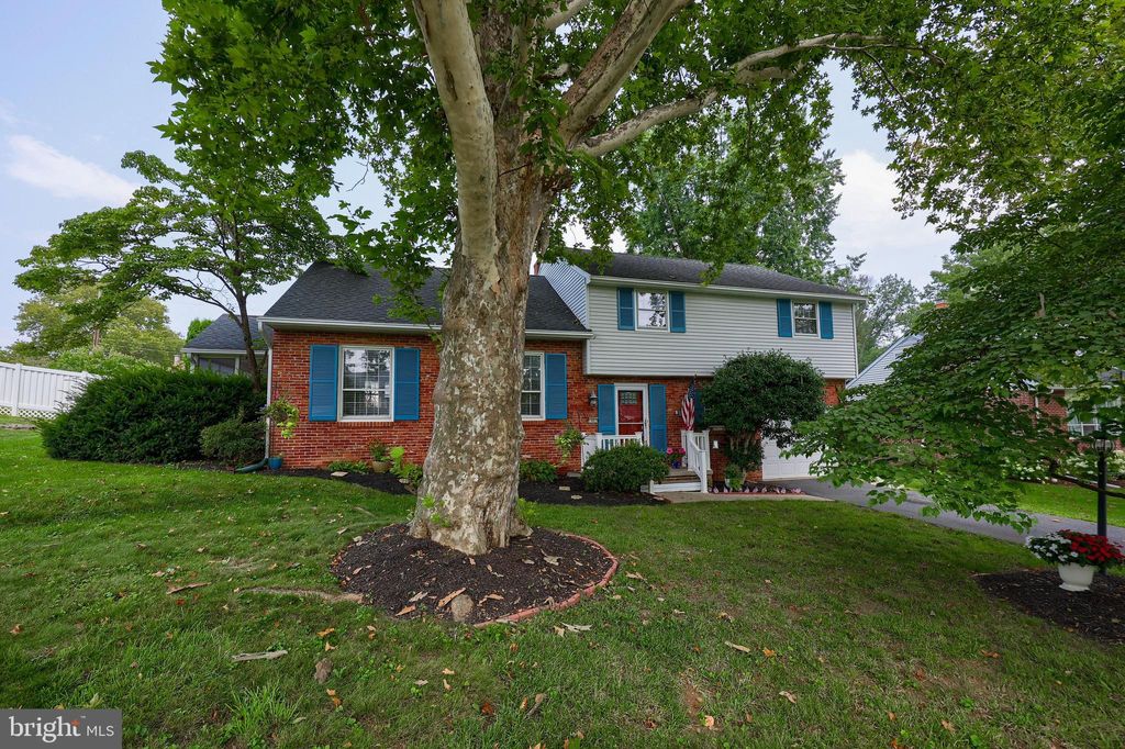 Photo of 1403 Carlton Drive, LANCASTER, PA 17601 (MLS # PALA2074204)