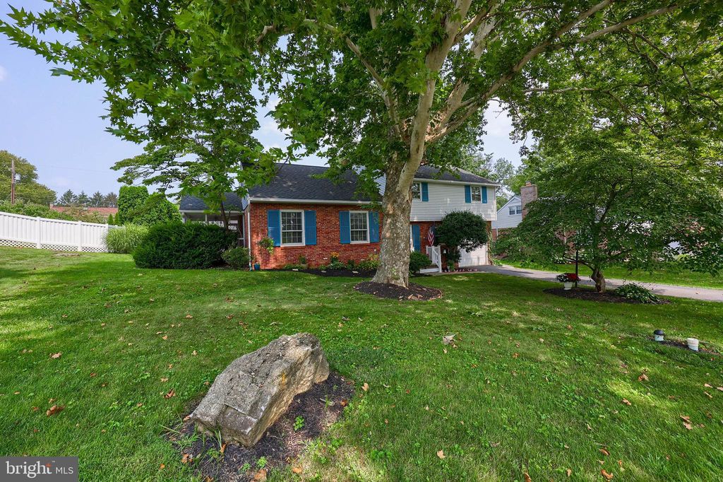 Photo of 1403 Carlton Drive, LANCASTER, PA 17601 (MLS # PALA2074204)