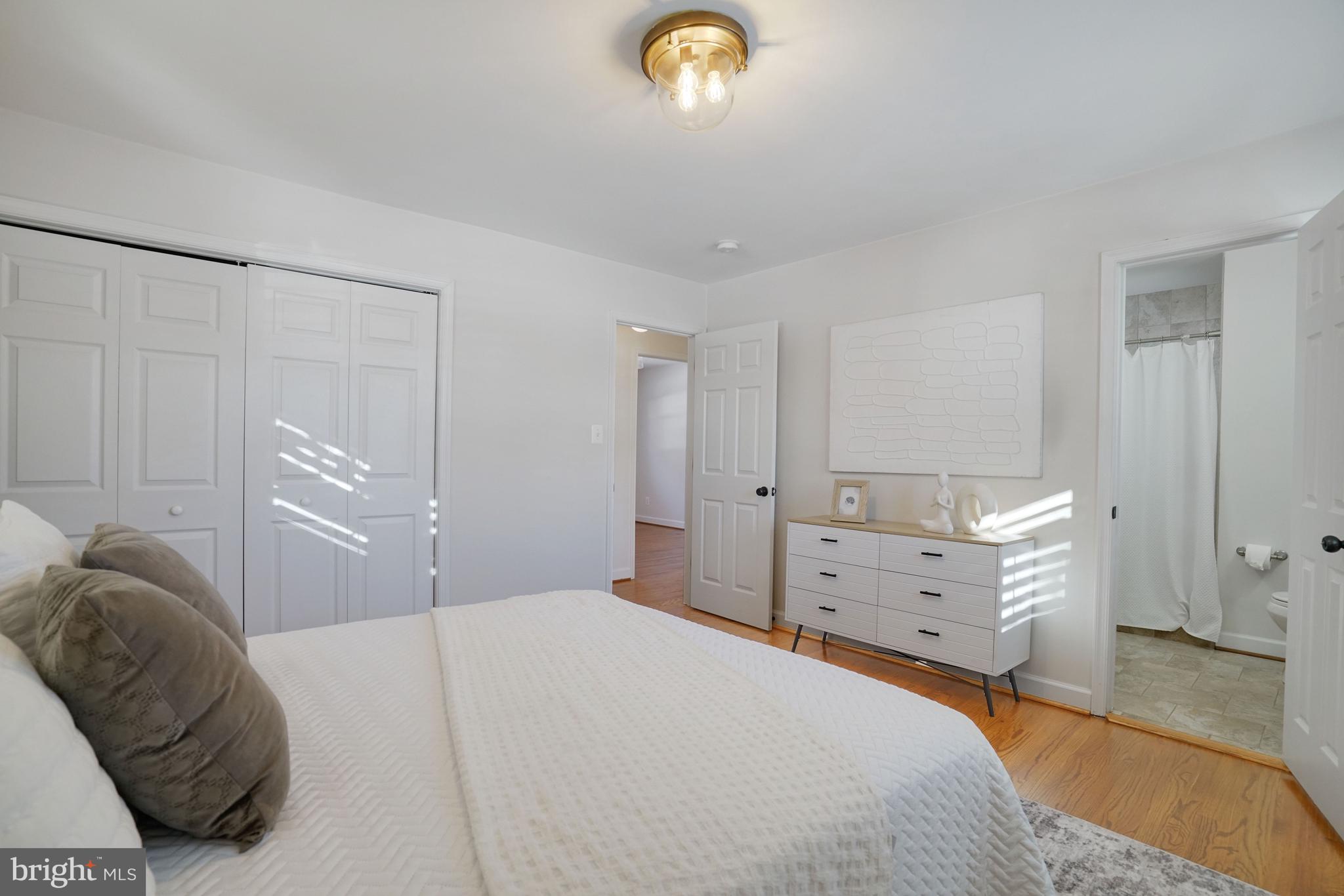 EDSALL PARK - Residential