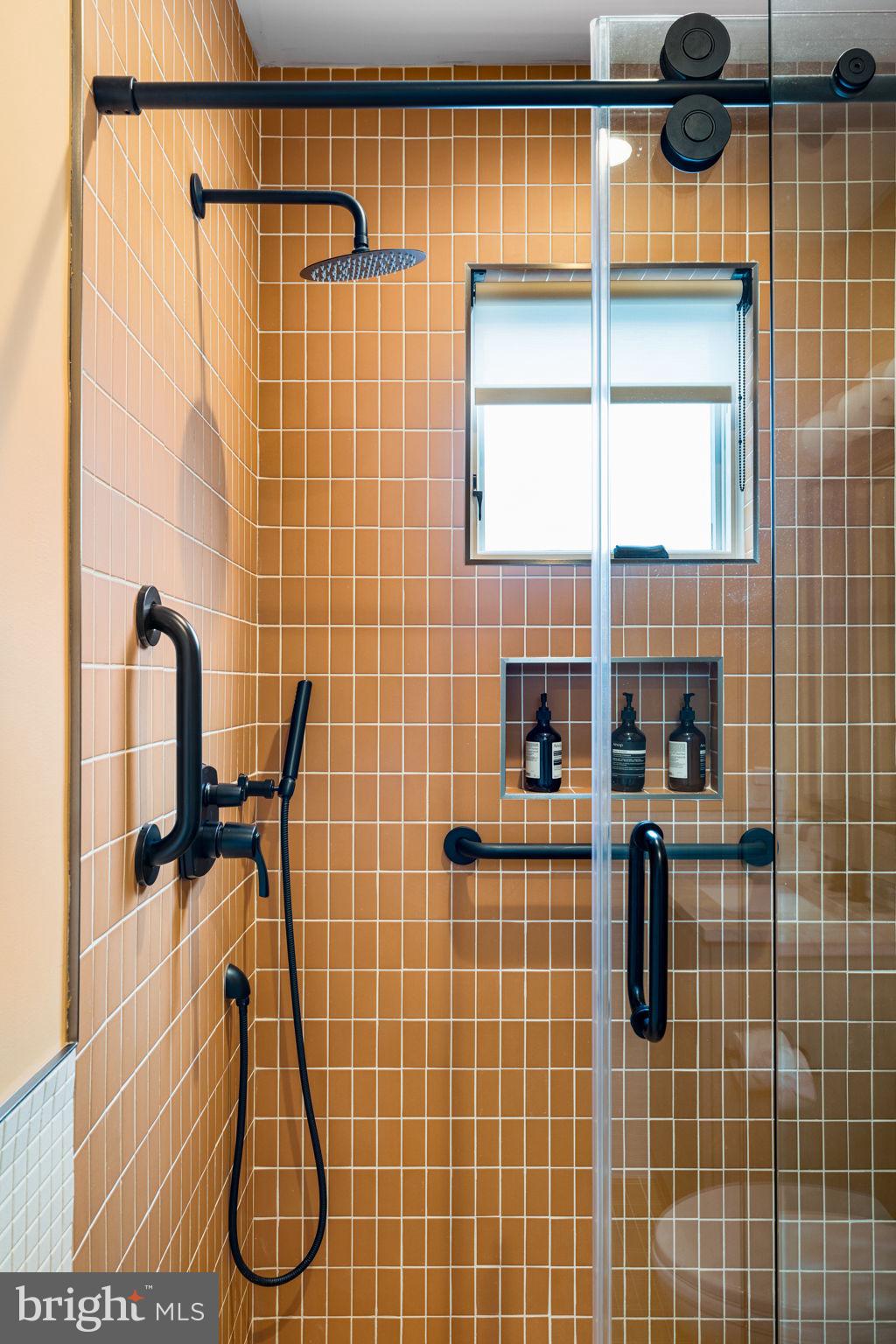 GRADUATE HOSPITAL - Residential