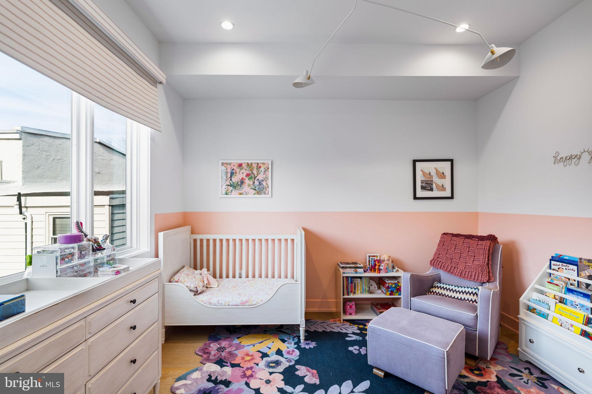 GRADUATE HOSPITAL - Residential