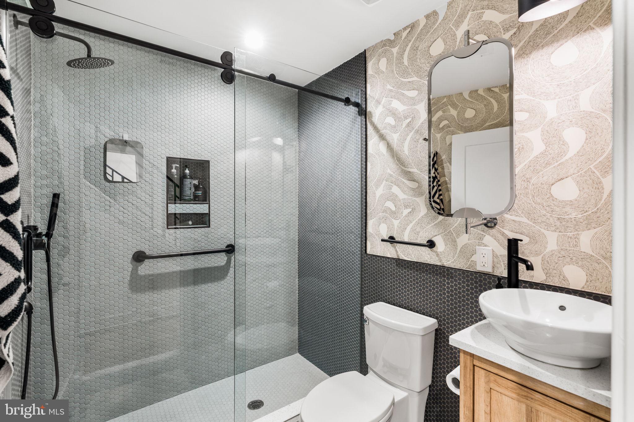 GRADUATE HOSPITAL - Residential