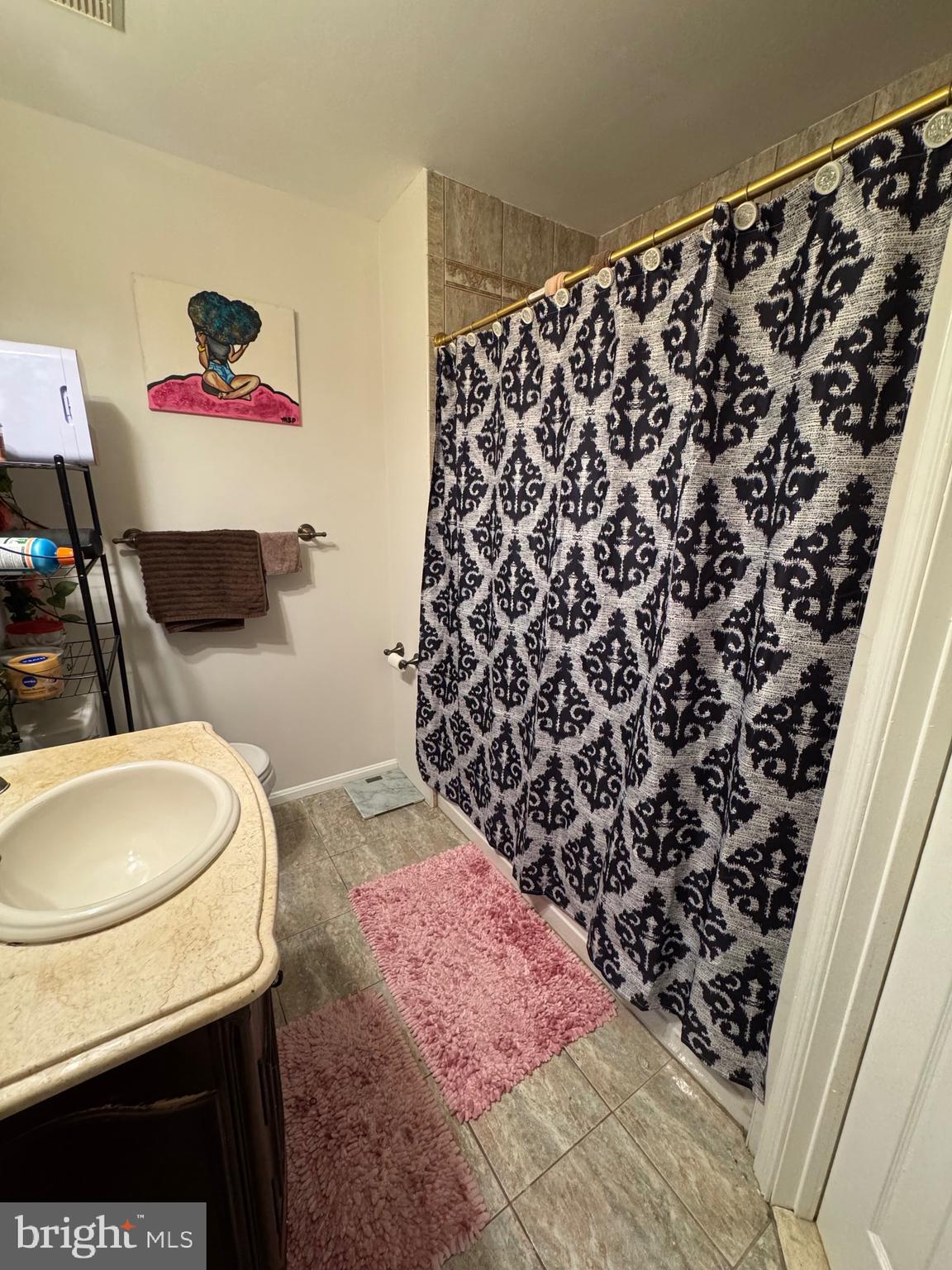 LONDON WOODS - Residential