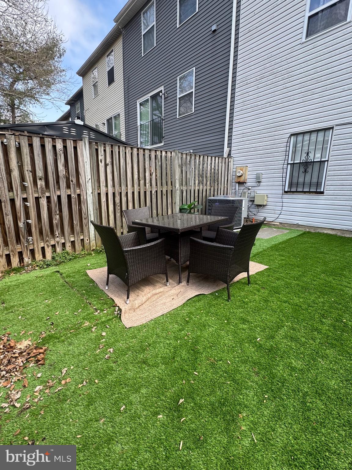 LONDON WOODS - Residential