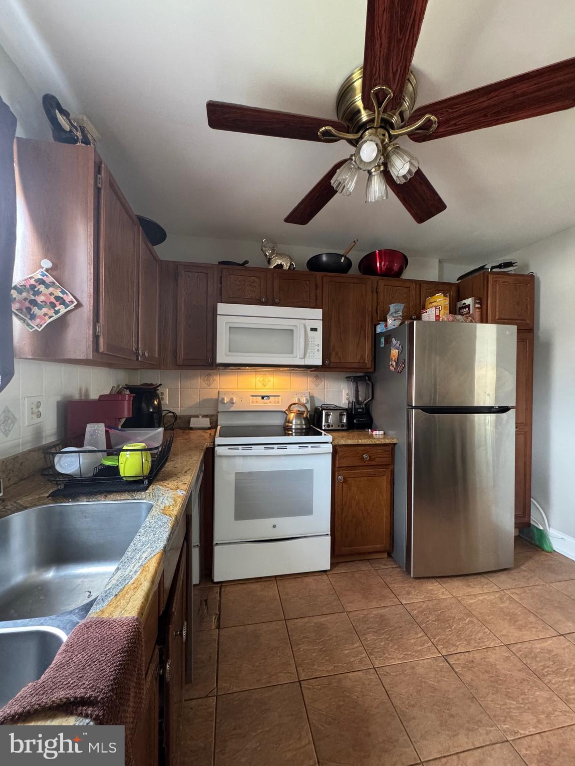 LONDON WOODS - Residential