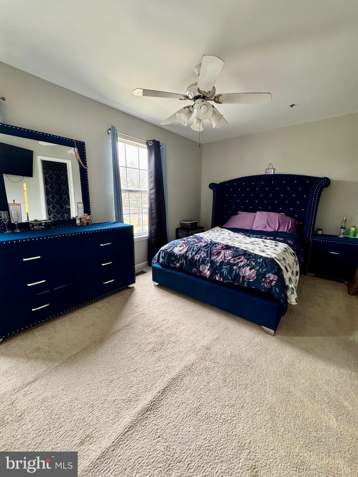 LONDON WOODS - Residential