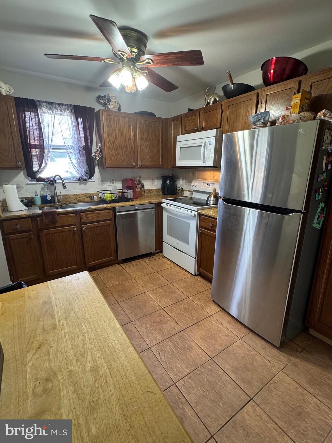 LONDON WOODS - Residential